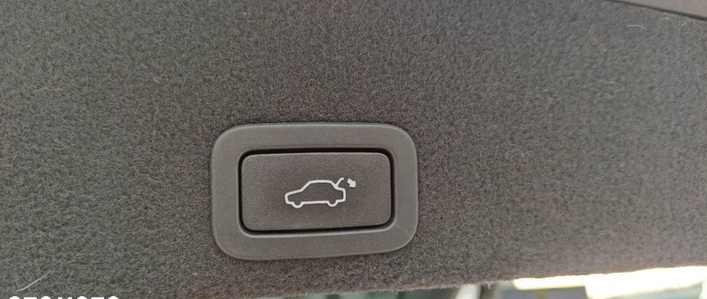 Volvo XC 60 cena 93900 przebieg: 138412, rok produkcji 2017 z Bobowa małe 781
